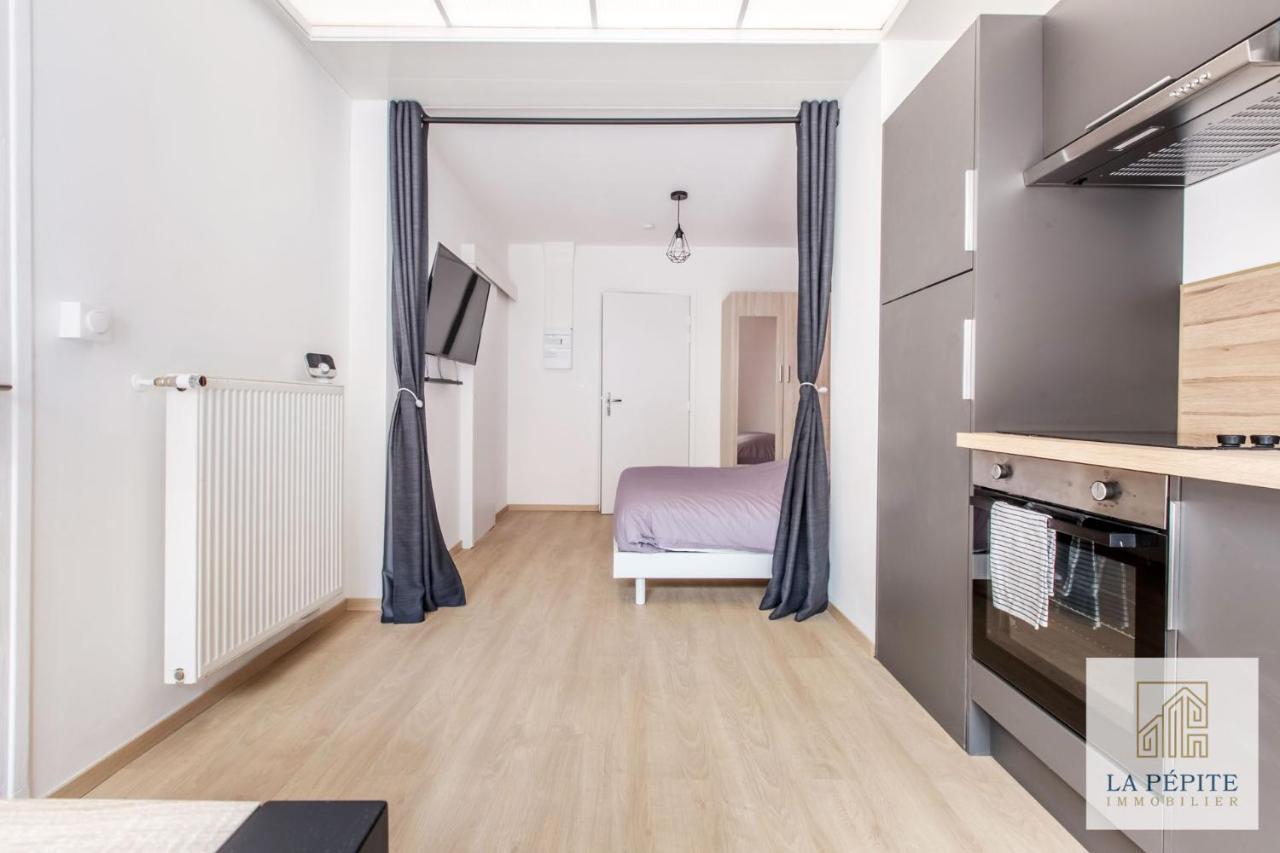Residence Poterne ヴァランシエンヌ エクステリア 写真